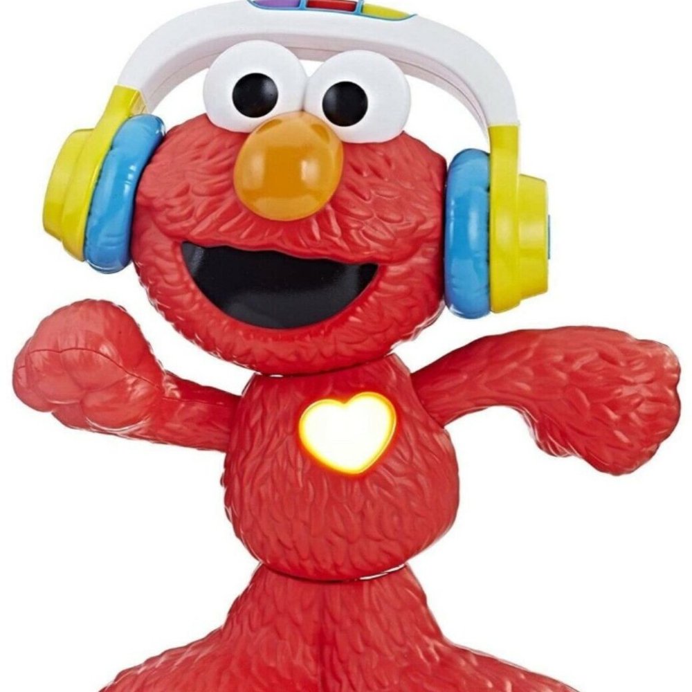 Sesame Street Singing and Dancing Elmo